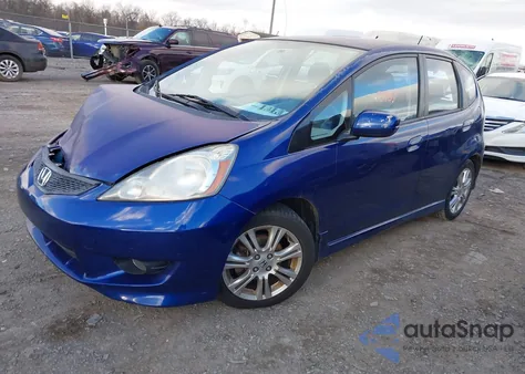 2009 Honda Fit Sport from USA, damaged, VIN JHMGE88469S014653